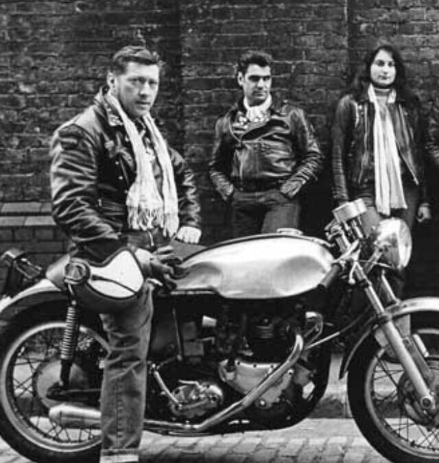 A história das Cafe Racers
