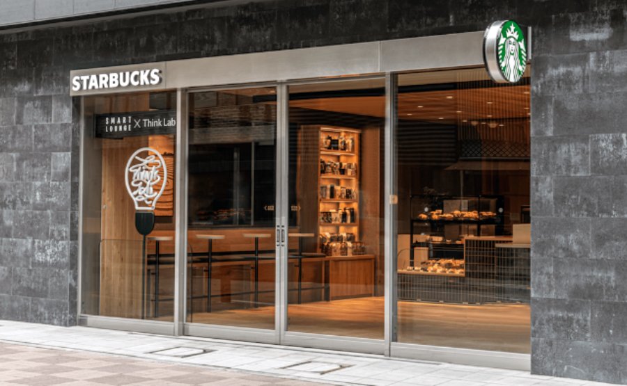 Starbucks cria espaço de coworking com cabines de trabalho isoladas no Japão