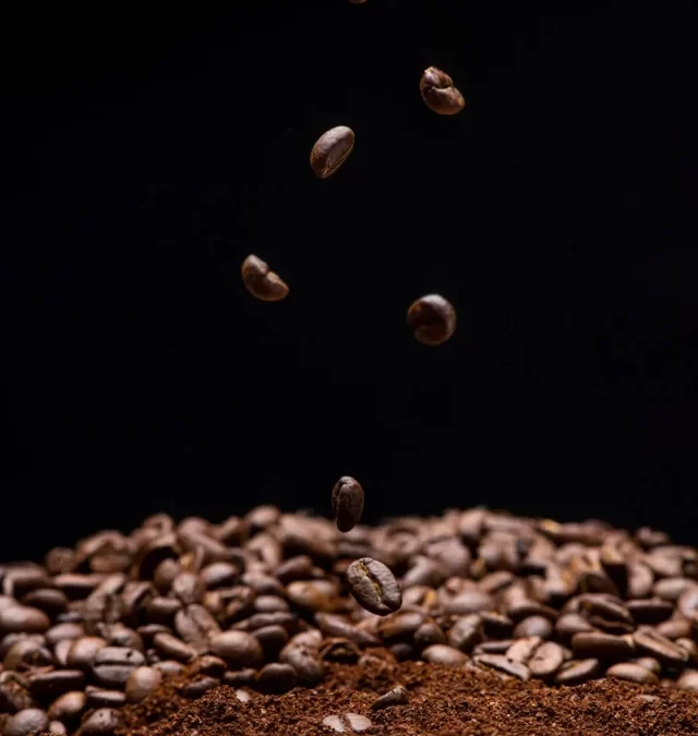 O que tem na composição do café?