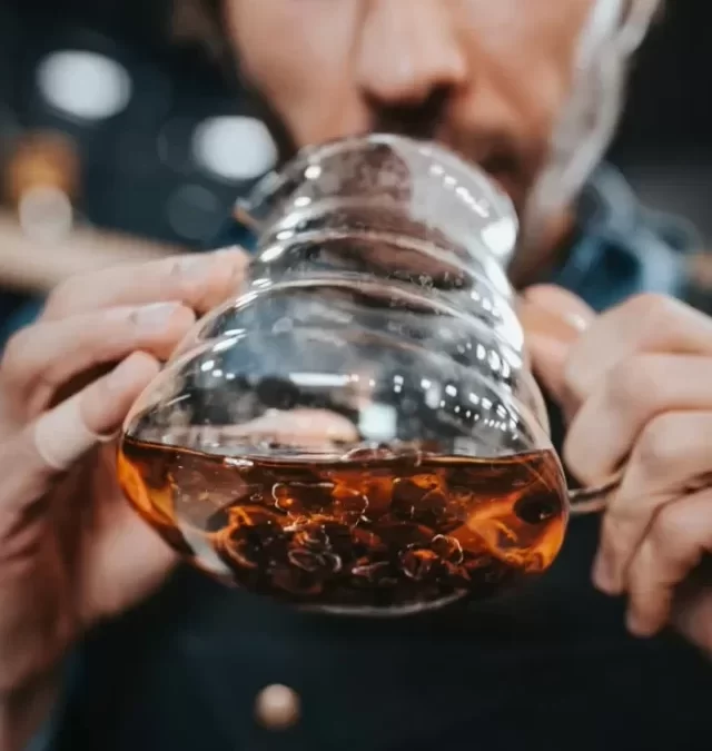 Cáscara, o chá feito com a casca do café