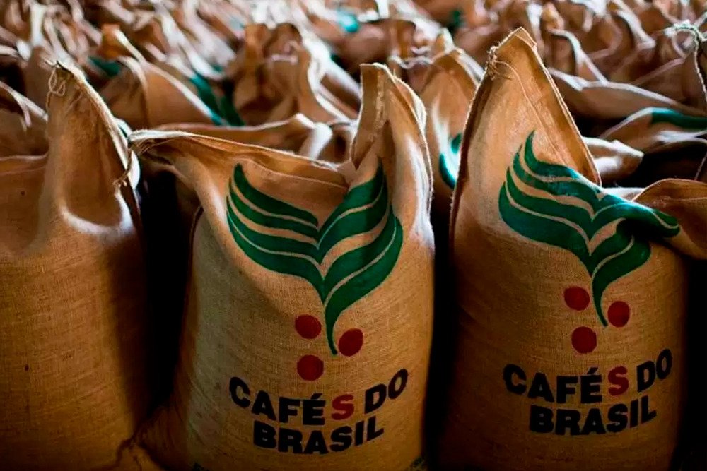 Quanto os brasileiros consomem e gastam em café em 2023?